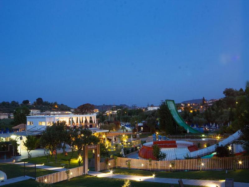 Aqua Bay Hotel Plános Exterior foto