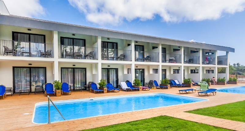 Aqua Bay Hotel Plános Exterior foto