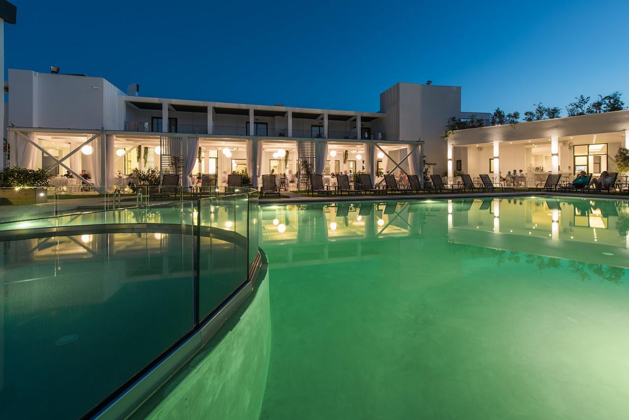 Aqua Bay Hotel Plános Exterior foto